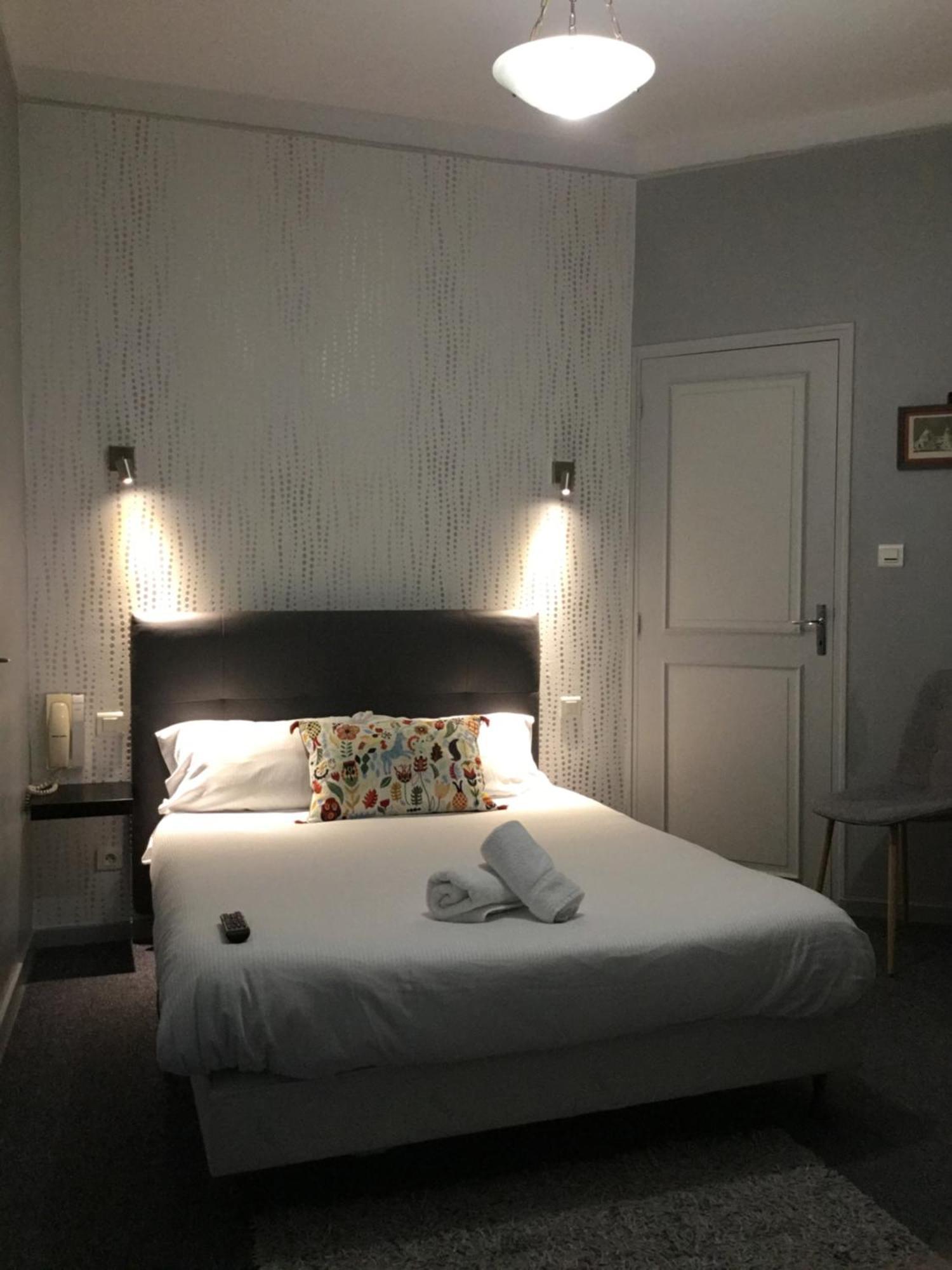 La Celle-sous-Gouzon Hotel Le Pont Napoleon מראה חיצוני תמונה